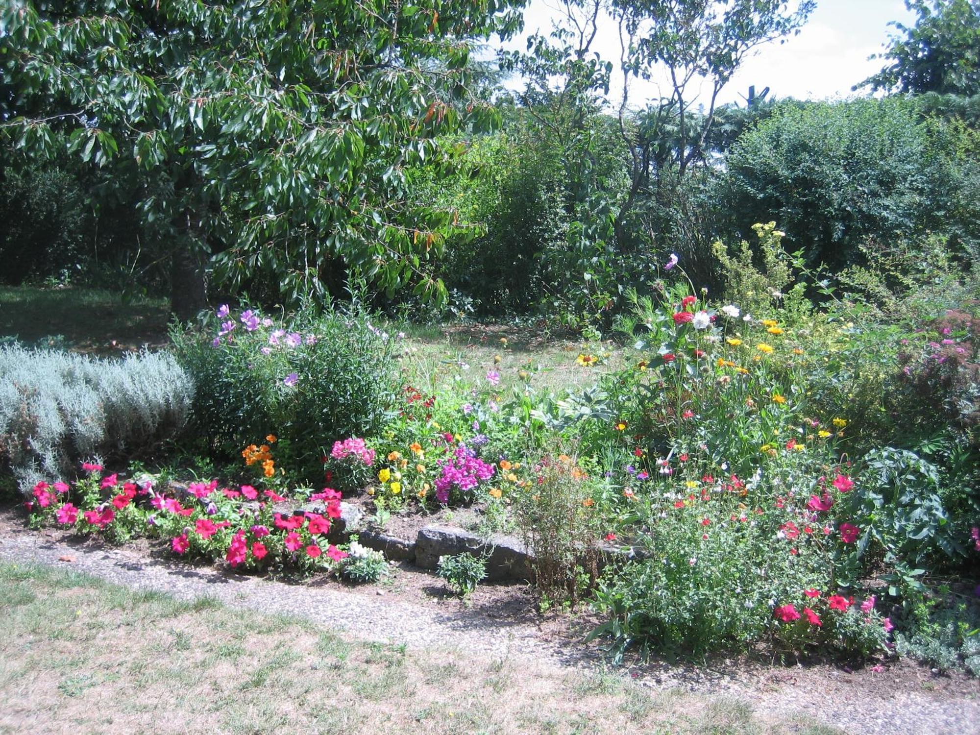 Bonneuil-MatoursLes Pierres Blanches住宿加早餐旅馆 外观 照片
